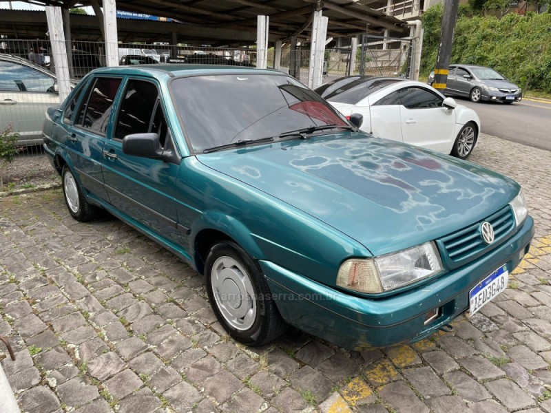 SANTANA 1.8 CLI 8V GASOLINA 4P MANUAL - 1996 - FARROUPILHA