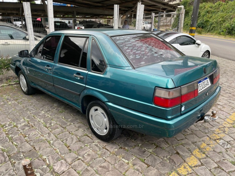 SANTANA 1.8 CLI 8V GASOLINA 4P MANUAL - 1996 - FARROUPILHA