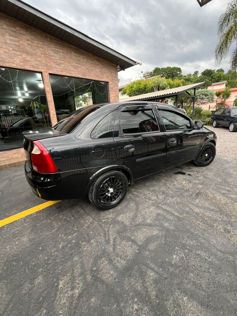 CORSA 1.0 MPFI JOY 8V GASOLINA 4P MANUAL - 2002 - CAXIAS DO SUL