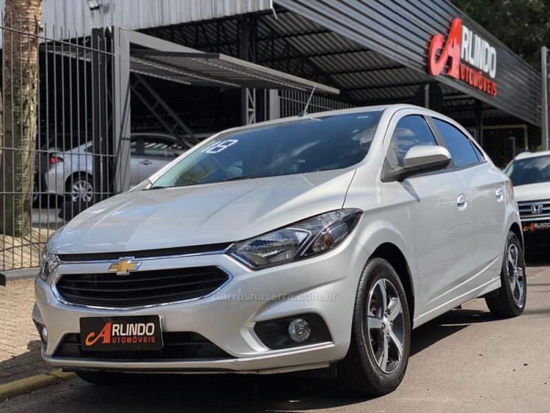 ONIX 1.4 MPFI LTZ 8V FLEX 4P MANUAL - 2018 - PAROBé