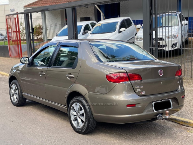 SIENA 1.0 MPI EL 8V FLEX 4P MANUAL - 2015 - PAROBé