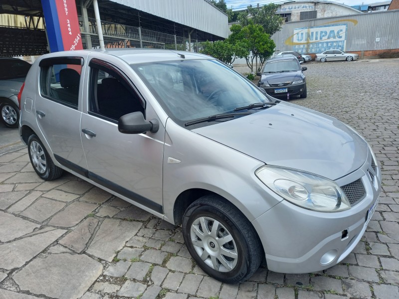 SANDERO 1.0 AUTHENTIQUE 16V FLEX 4P MANUAL - 2011 - CAXIAS DO SUL