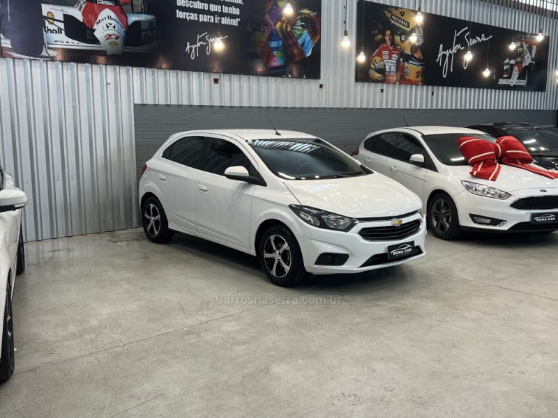 ONIX 1.4 MPFI LT 8V FLEX 4P MANUAL - 2019 - CAXIAS DO SUL