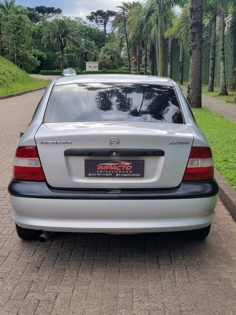 VECTRA 2.2 MPFI GLS 8V GASOLINA 4P MANUAL - 1998 - CAXIAS DO SUL