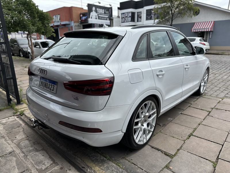 Q3 2.0 TFSI AMBIENTE QUATTRO 4P GASOLINA S TRONIC - 2013 - CAXIAS DO SUL