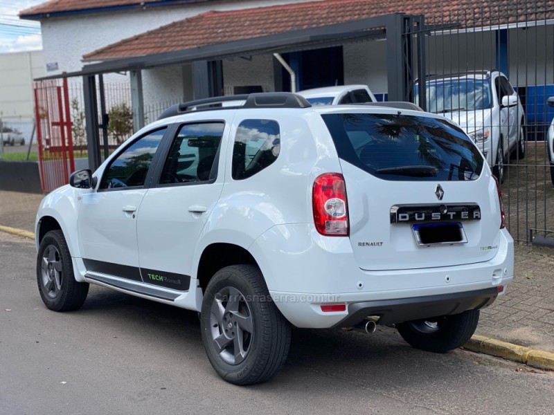 DUSTER 2.0 DYNAMIQUE 4X2 16V FLEX 4P MANUAL - 2014 - PAROBé