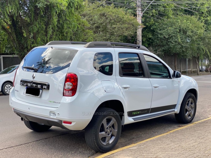 DUSTER 2.0 DYNAMIQUE 4X2 16V FLEX 4P MANUAL - 2014 - PAROBé