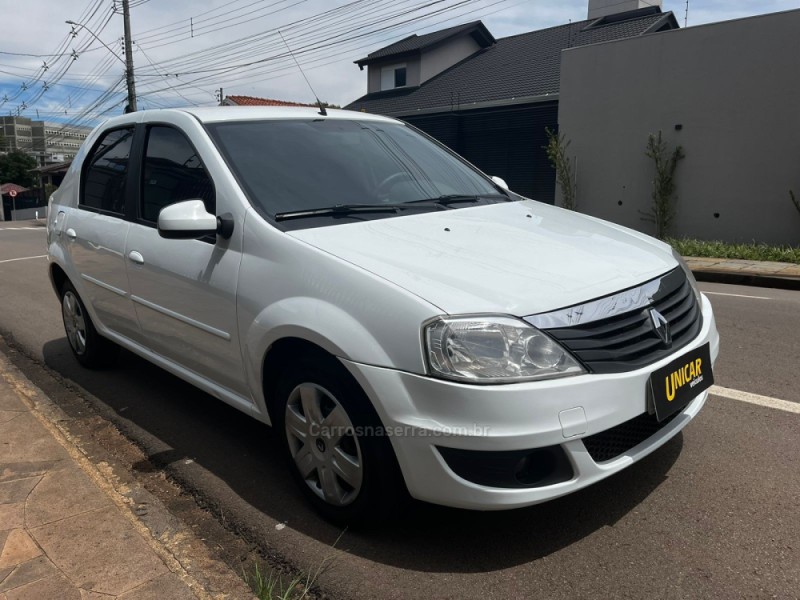 LOGAN 1.6 EXPRESSION 8V HI-FLEX 4P MANUAL - 2013 - PASSO FUNDO