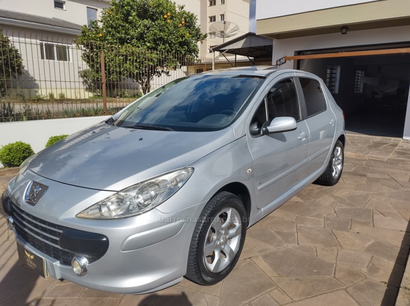 307 1.6 PRESENCE 16V GASOLINA 4P MANUAL - 2011 - CAXIAS DO SUL