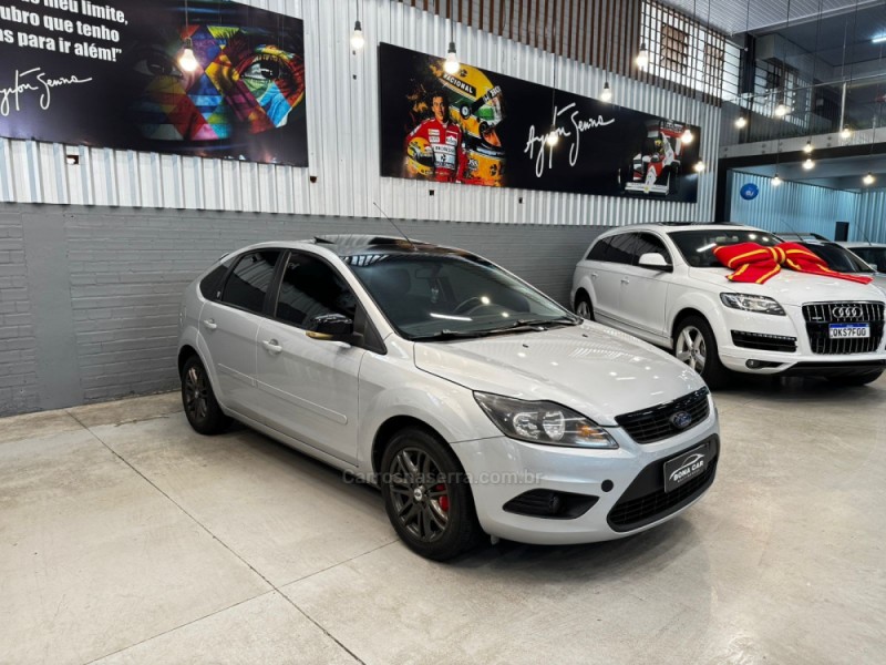 FOCUS 2.0 GHIA 16V GASOLINA 4P AUTOMÁTICO - 2011 - CAXIAS DO SUL