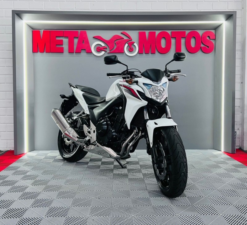 CB 500F  - 2015 - CAMPO BOM