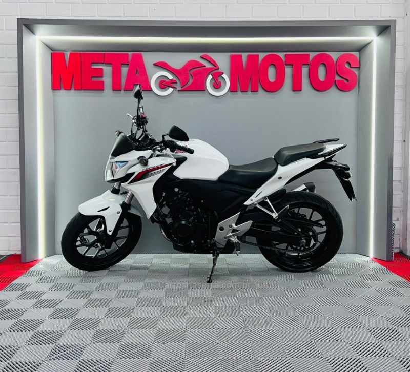 CB 500F  - 2015 - CAMPO BOM