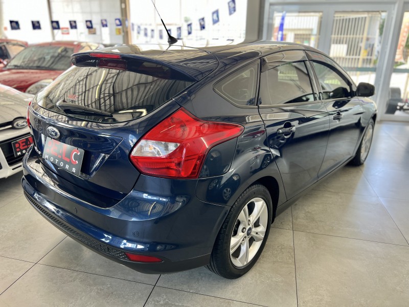 FOCUS 1.6 SE 16V FLEX 4P MANUAL - 2015 - CAXIAS DO SUL