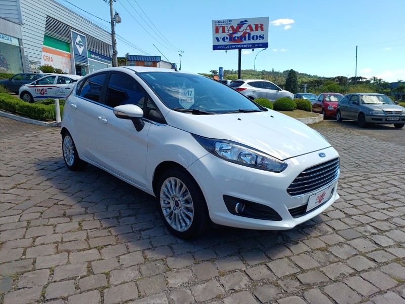 fiesta 1.6 titanium hatch 16v flex 4p automatico 2017 flores da cunha