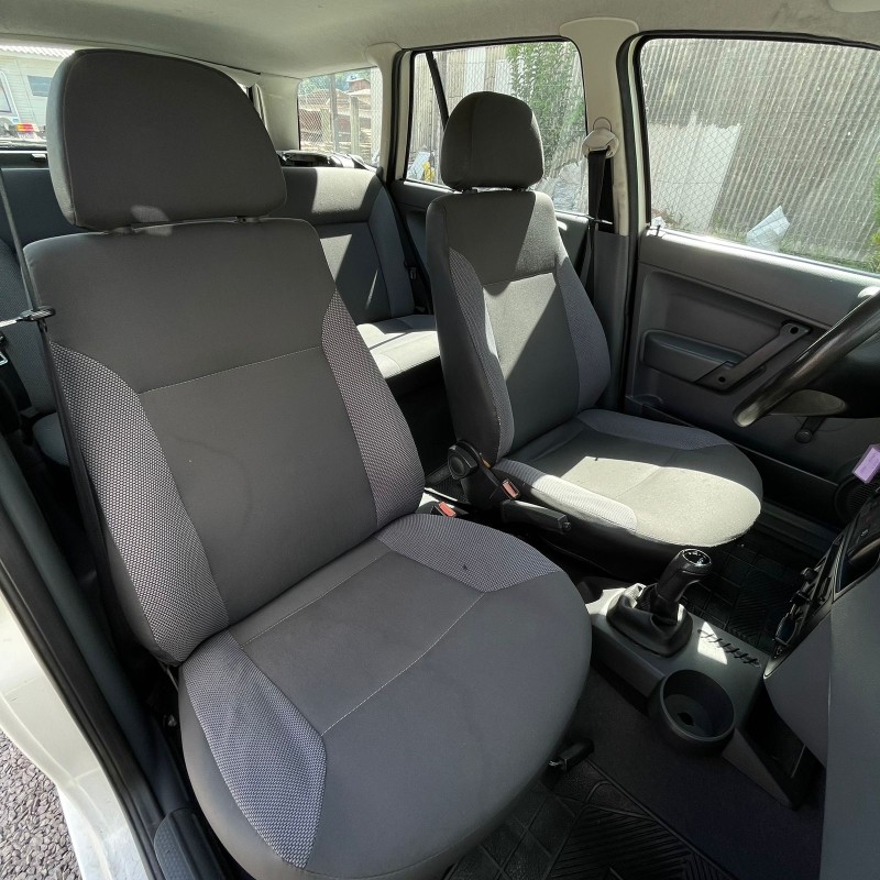 PARATI 1.8 MI PLUS 8V FLEX 4P MANUAL G.IV - 2006 - CAXIAS DO SUL