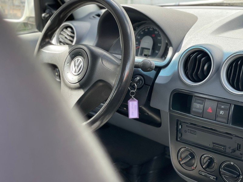 PARATI 1.8 MI PLUS 8V FLEX 4P MANUAL G.IV - 2006 - CAXIAS DO SUL