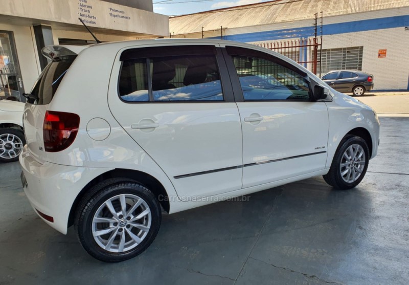 FOX 1.6 MI HIGHLINE 8V FLEX 4P MANUAL - 2014 - CAXIAS DO SUL