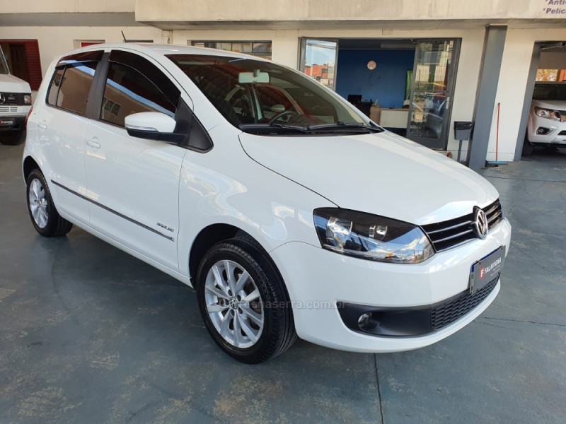 FOX 1.6 MI HIGHLINE 8V FLEX 4P MANUAL - 2014 - CAXIAS DO SUL