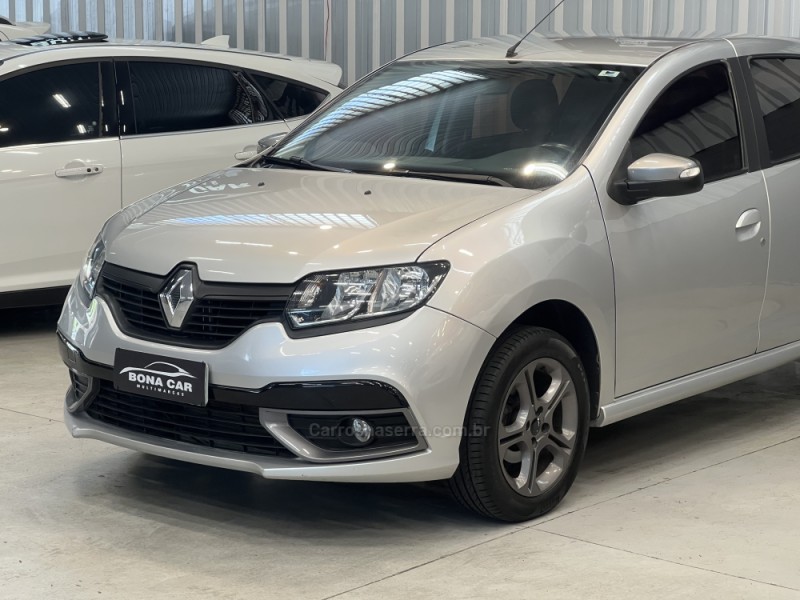 SANDERO 1.6 GT LINE LIMITED FLEX 4P MANUAL - 2017 - CAXIAS DO SUL