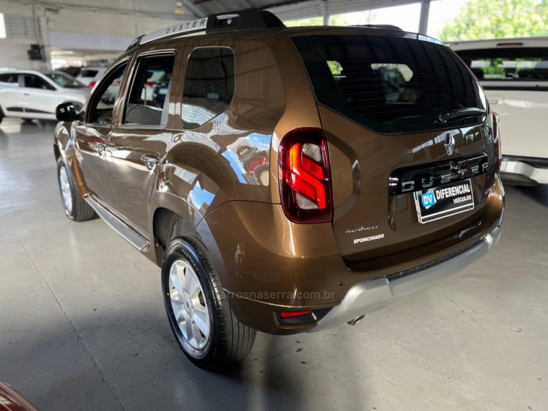 DUSTER 2.0 DYNAMIQUE 4X2 16V FLEX 4P AUTOMÁTICO - 2017 - CAXIAS DO SUL