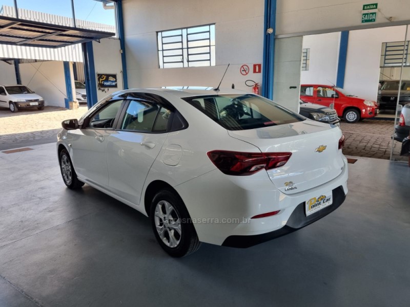 ONIX 1.0 SEDAN PLUS LT 12V FLEX 4P MANUAL - 2023 - VACARIA