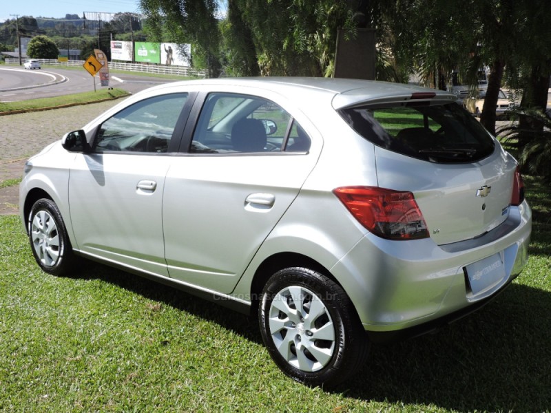 ONIX 1.4 MPFI LT 8V FLEX 4P MANUAL - 2013 - SãO MARCOS