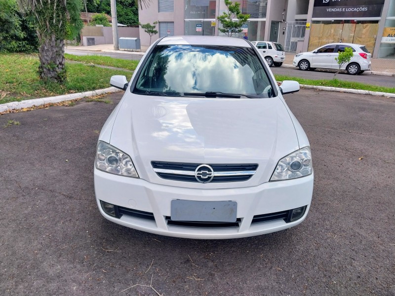 ASTRA 2.0 MPFI ADVANTAGE SEDAN 8V FLEX 4P MANUAL - 2007 - NOVO HAMBURGO