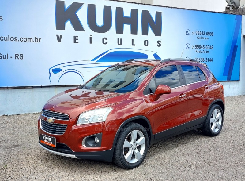 tracker 1.8 mpfi ltz 4x2 16v flex 4p automatico 2014 salvador do sul