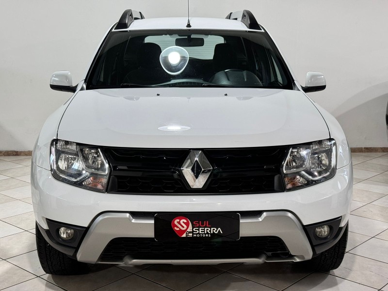 DUSTER 1.6 DYNAMIQUE 4X2 16V FLEX 4P MANUAL - 2017 - CAXIAS DO SUL