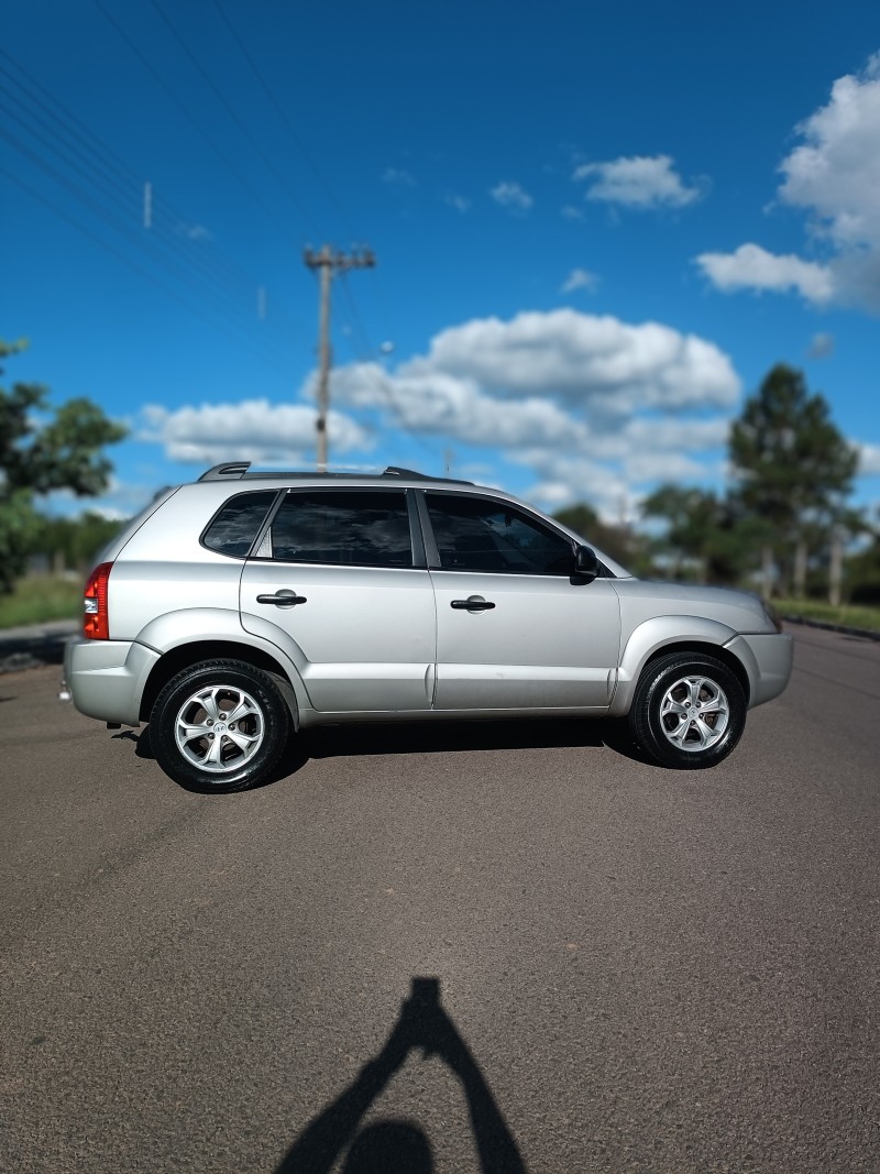 TUCSON 2.0 GL 2WD 16V GASOLINA 4P MANUAL - 2010 - BENTO GONçALVES