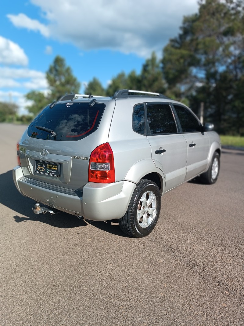 TUCSON 2.0 GL 2WD 16V GASOLINA 4P MANUAL - 2010 - BENTO GONçALVES