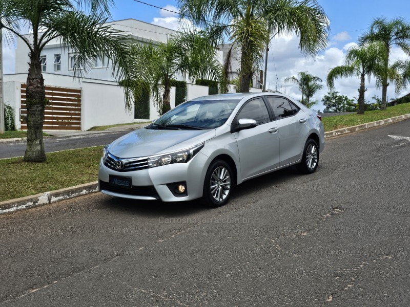 COROLLA 2.0 XEI 16V FLEX 4P AUTOMÁTICO - 2017 - CAMPO BOM