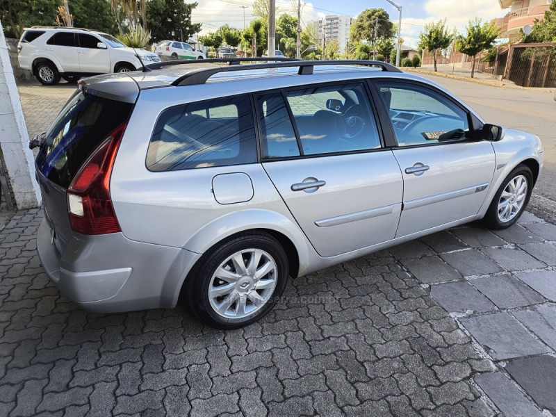 MÉGANE 1.6 DYNAMIQUE GRAND TOUR 16V FLEX 4P MANUAL - 2012 - BENTO GONçALVES