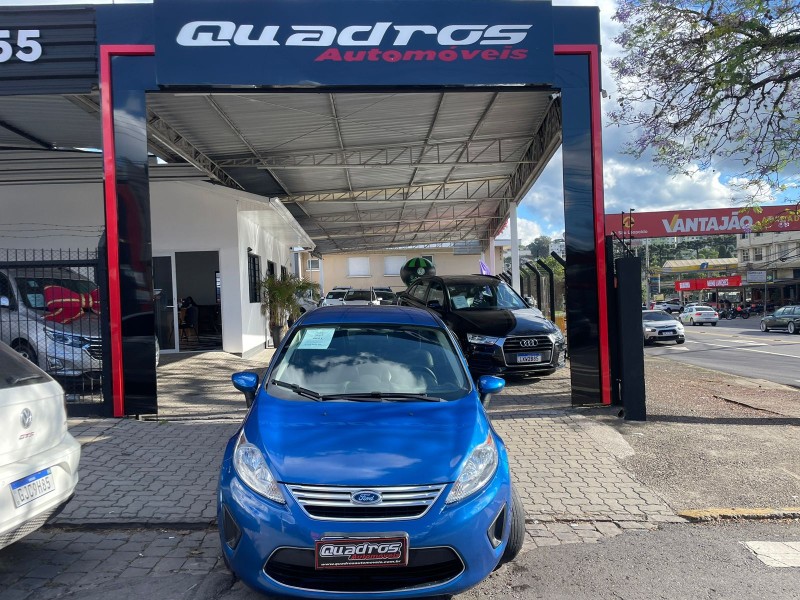 FIESTA 1.6 SE SEDAN 16V FLEX 4P MANUAL - 2011 - CAXIAS DO SUL