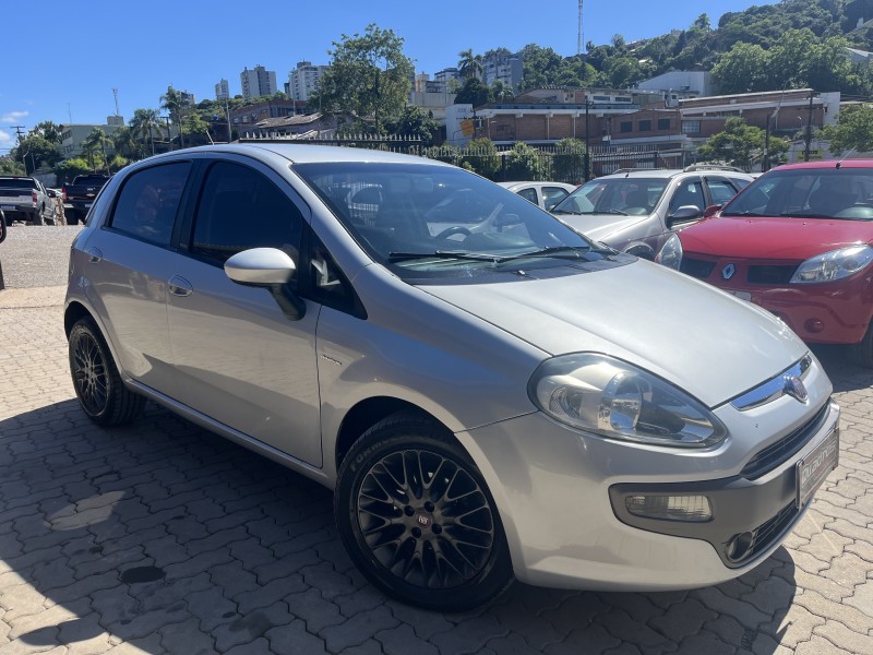 punto 1.6 essence 16v flex 4p automatizado 2013 caxias do sul