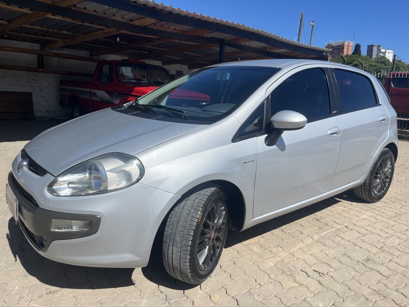 PUNTO 1.6 ESSENCE 16V FLEX 4P AUTOMATIZADO - 2013 - CAXIAS DO SUL