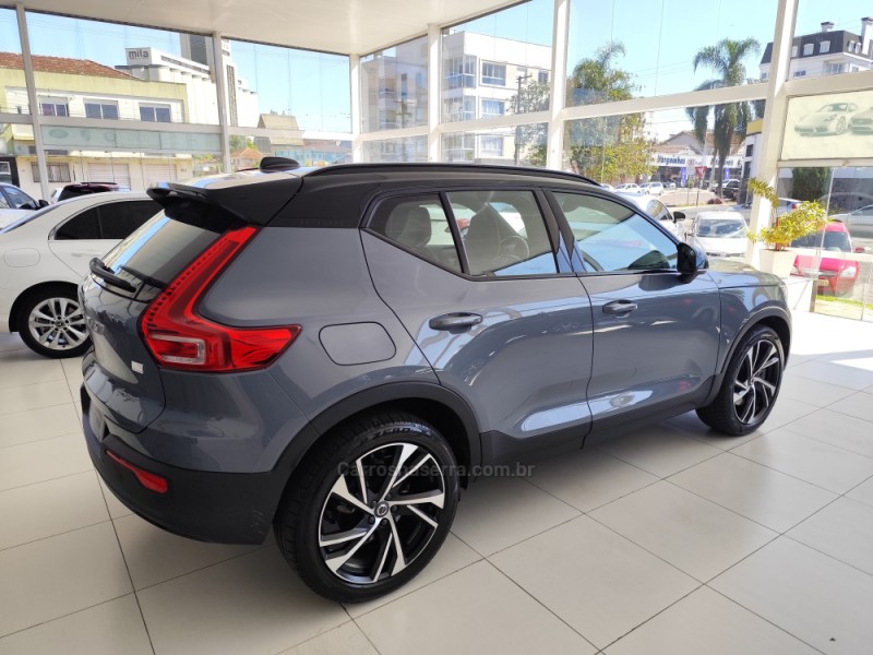 XC 40 1.5 T5 HÍBRIDO R-DESIGN FWD - 2021 - ERECHIM