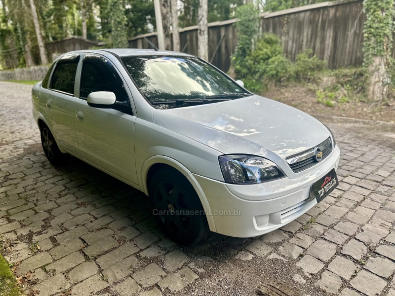 CORSA 1.0 MPFI 8V GASOLINA 4P MANUAL - 2004 - CANELA