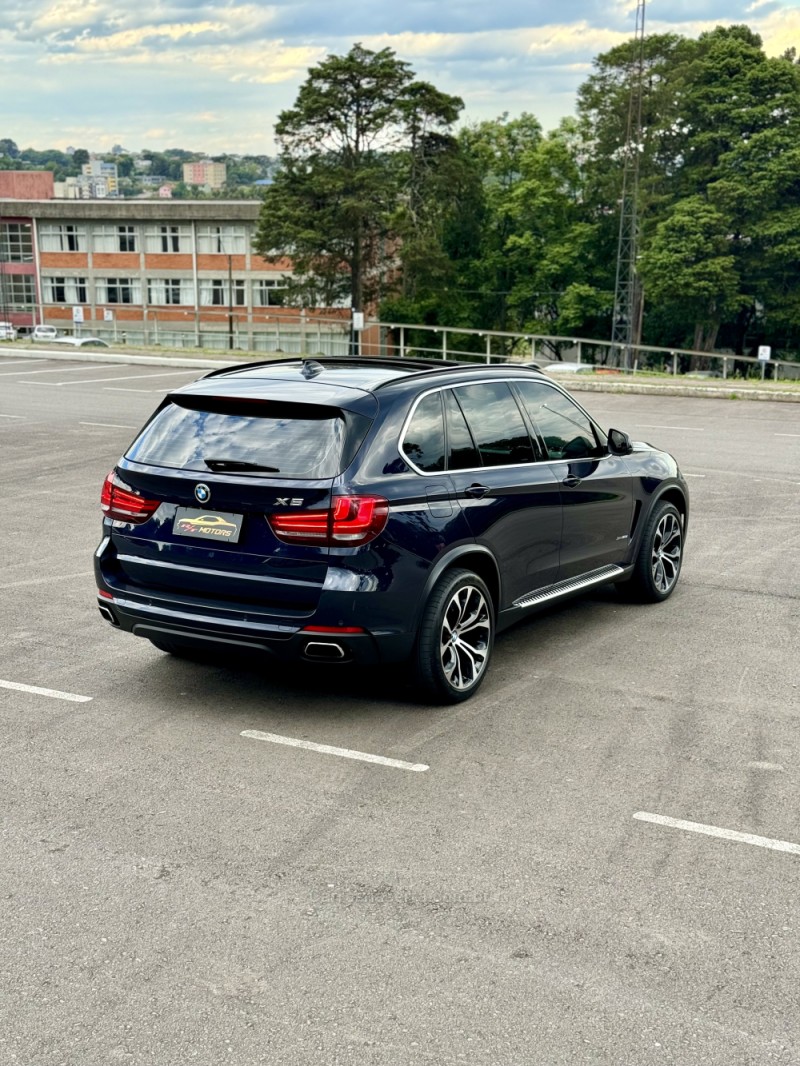 X5 3.0 4X4 30D I6 TURBO DIESEL 4P AUTOMÁTICO - 2018 - CAXIAS DO SUL