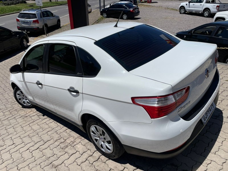 GRAND SIENA 1.0 ATTRACTIVE 8V FLEX 4P MANUAL - 2019 - CAXIAS DO SUL