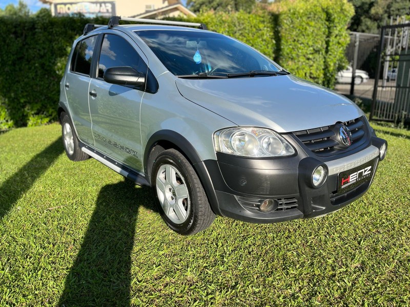 CROSSFOX 1.6 MI FLEX 8V 4P MANUAL - 2008 - BOM PRINCíPIO