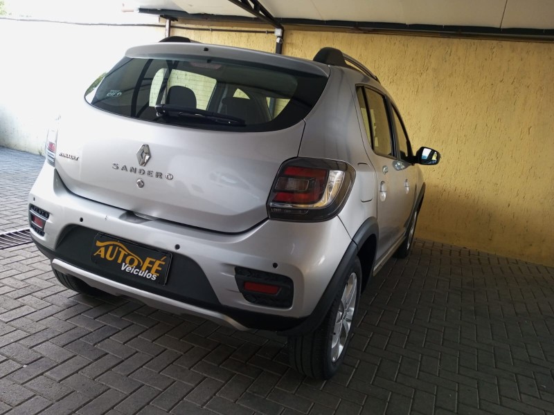 SANDERO 1.6 STEPWAY 16V FLEX 4P MANUAL - 2020 - CANELA