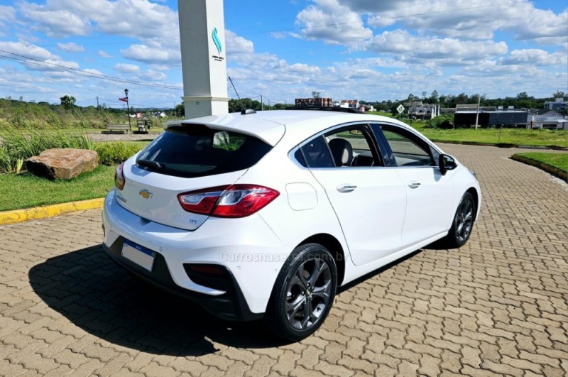 CRUZE 1.4 TURBO PREMIER II SPORT HATCH 16V FLEX 4P AUTOMÁTICO - 2019 - LAJEADO