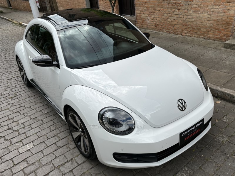 FUSCA 2.0 TSI 16V GASOLINA 2P AUTOMÁTICO - 2013 - CAXIAS DO SUL