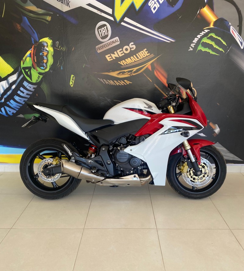 cbr 600f  2014 passo fundo