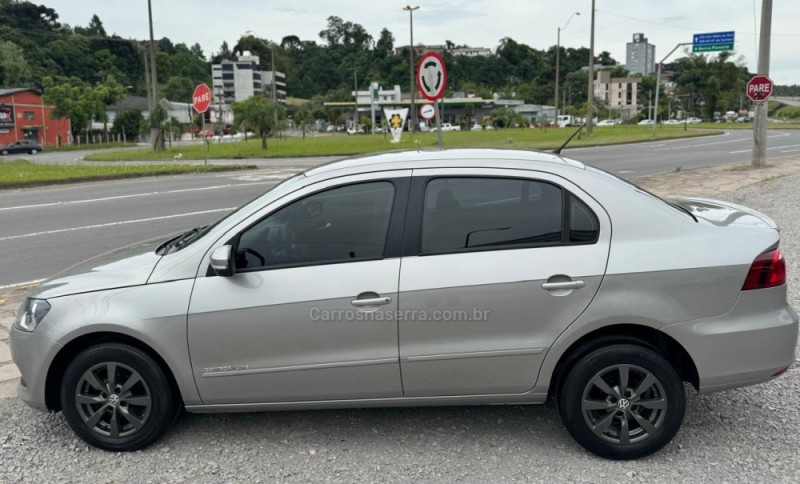 VOYAGE 1.0 MI COMFORTLINE 8V FLEX 4P MANUAL - 2015 - CAXIAS DO SUL