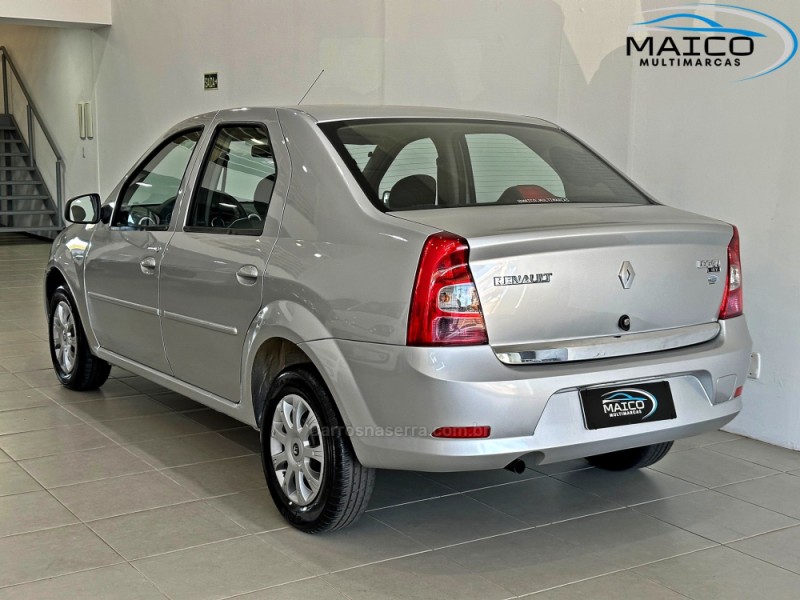 LOGAN 1.0 EXPRESSION 16V FLEX 4P MANUAL - 2011 - NOVO HAMBURGO