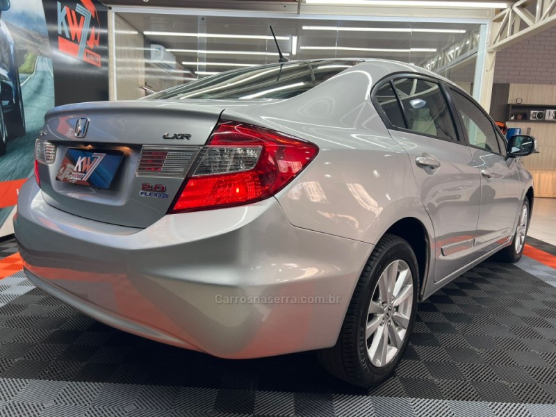 CIVIC 2.0 LXR 16V FLEX 4P AUTOMÁTICO - 2014 - NOVO HAMBURGO