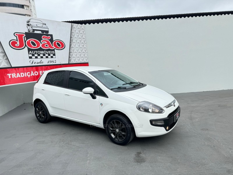 PUNTO 1.4 ATTRACTIVE 8V FLEX 4P MANUAL - 2013 - CASCA