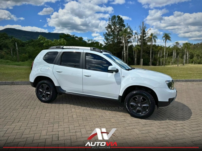 DUSTER 1.6 DYNAMIQUE 4X2 16V FLEX 4P AUTOMÁTICO - 2018 - SAPIRANGA